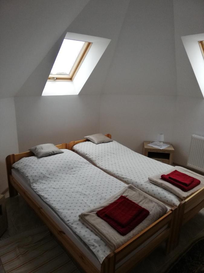 Potok 5 Hotell Zloczew Eksteriør bilde