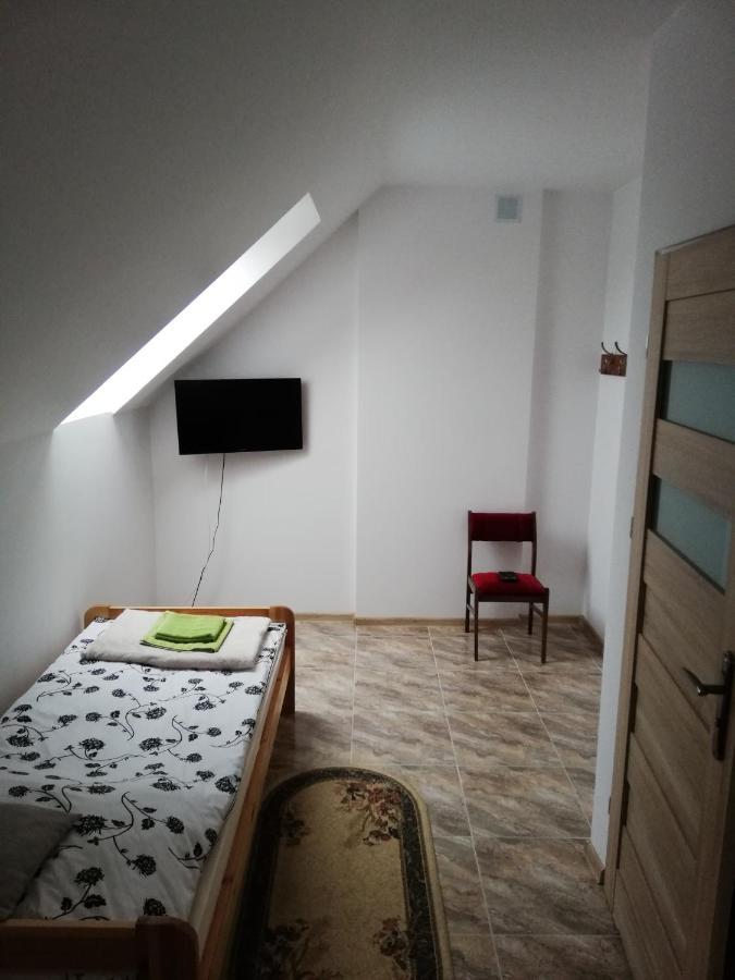 Potok 5 Hotell Zloczew Eksteriør bilde